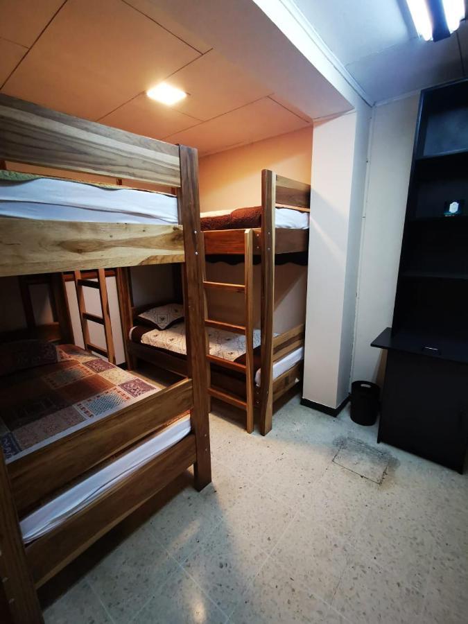 Toucan Hostel Río Segundo