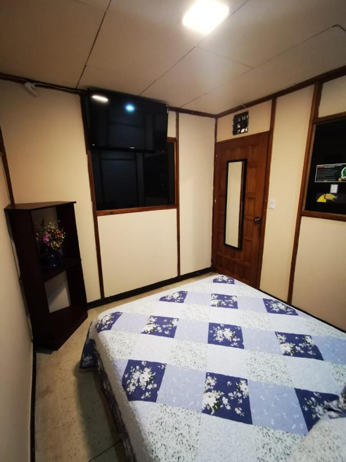 Toucan Hostal *