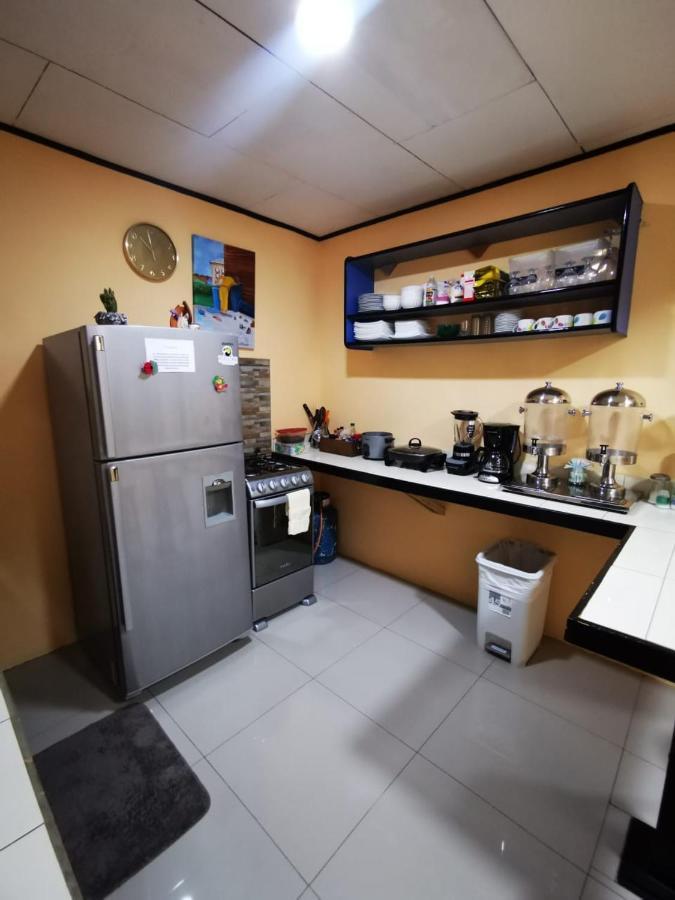 Toucan Hostal *